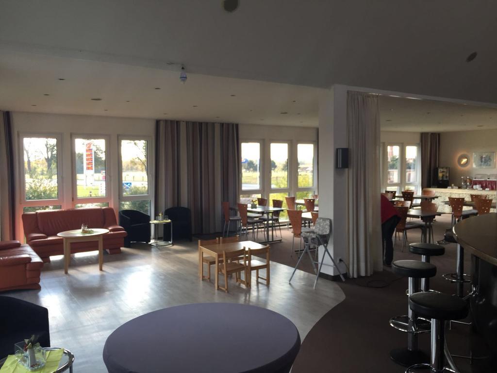 Ak 1 Hotel Ducherow Екстер'єр фото